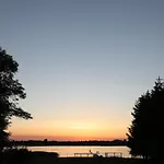 Prázdninový dům Siedlisko Miluki - Nad Jeziorem Z Jacuzzi & Sauna *