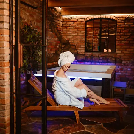 Prázdninový dům Siedlisko Miluki - Nad Jeziorem Z Jacuzzi & Sauna