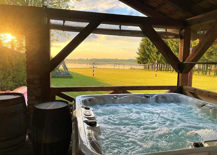 Prázdninový dům Siedlisko Miluki - Nad Jeziorem Z Jacuzzi & Sauna *